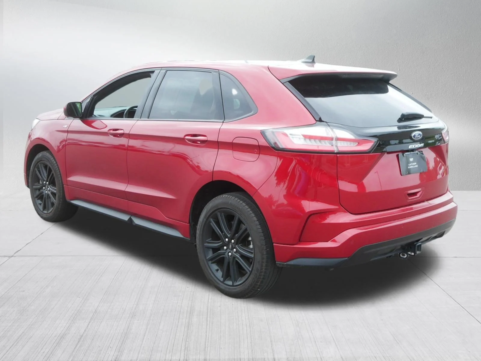 Used 2024 Rapid Red Metallic Tinted Clearcoat Ford SEL image 5