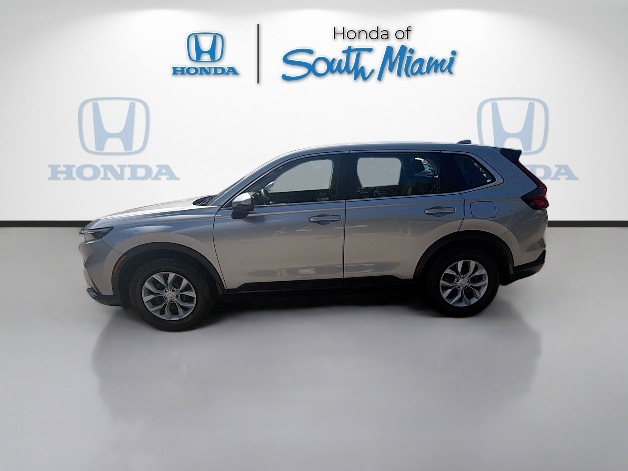 2023 Honda CR-V LX - Photo 4