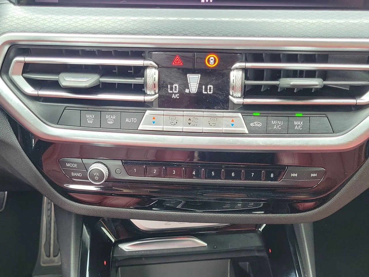 Used 2022 Gray BMW sDrive30i image 19