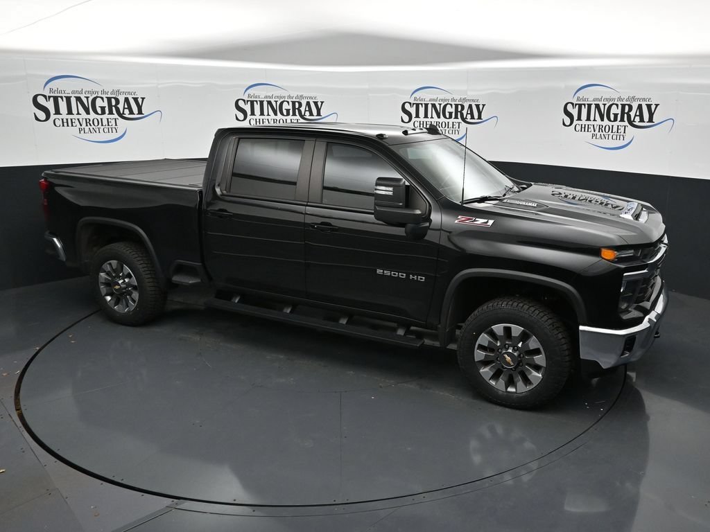 Used 2024 Black Chevrolet LT image 18