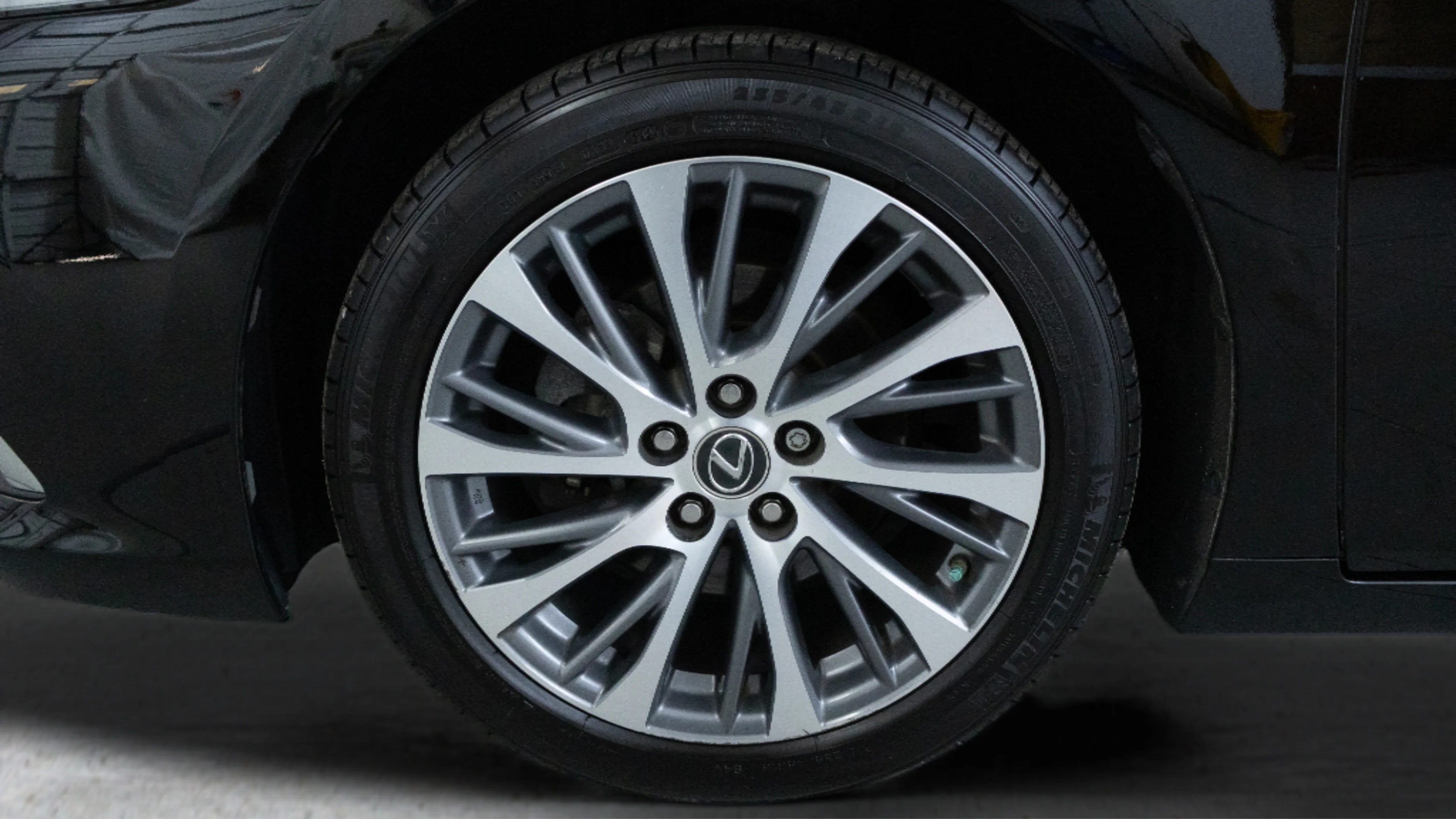 Used 2021 Black Lexus ES 250 image 9