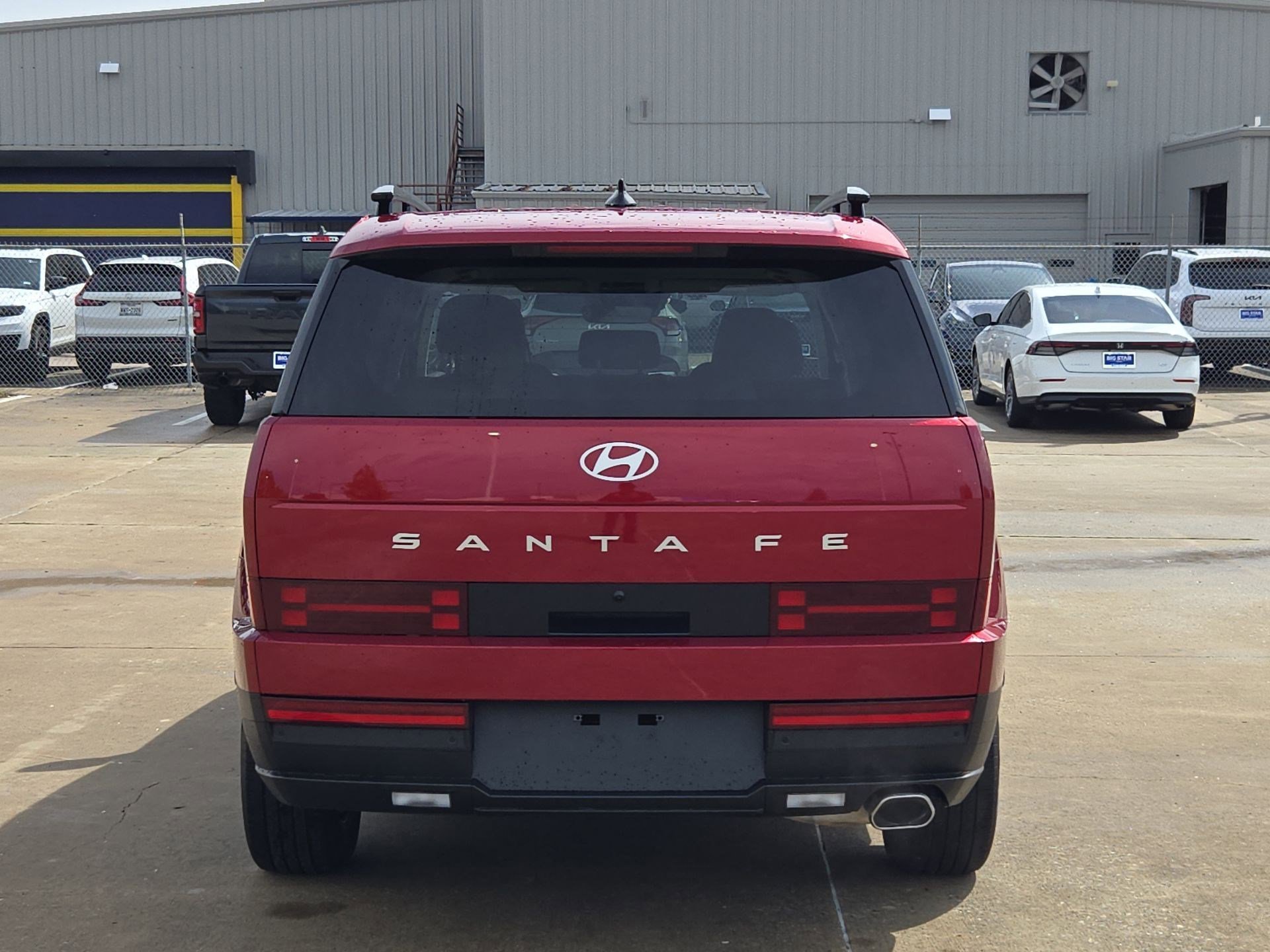 Used 2025 Ultimate Red Hyundai SEL image 4