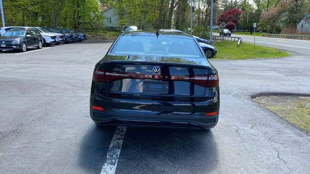 New 2026 Black Volkswagen 1.5T Sport image 6