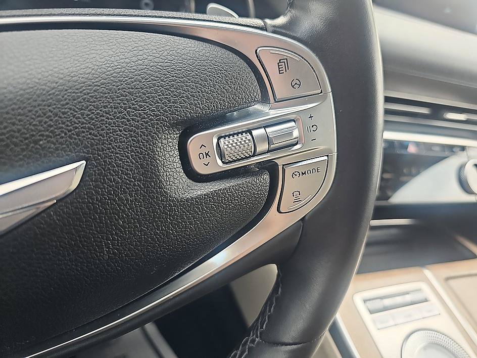 Used 2021 Savile Silver Genesis 2.5T Advanced image 24
