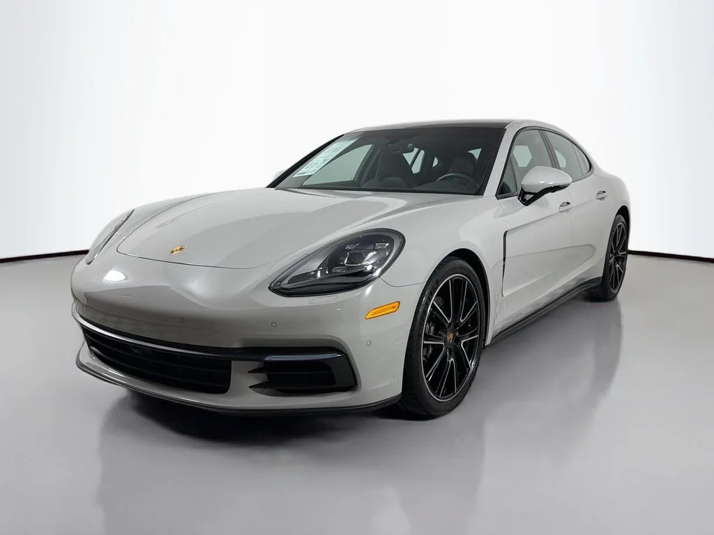 2020 Porsche Panamera 4's photo