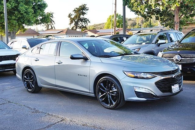 Used 2023 Gray Chevrolet LT image 5