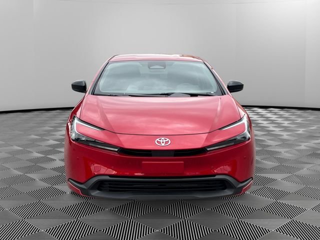 2026 Toyota Prius LE - Photo 8