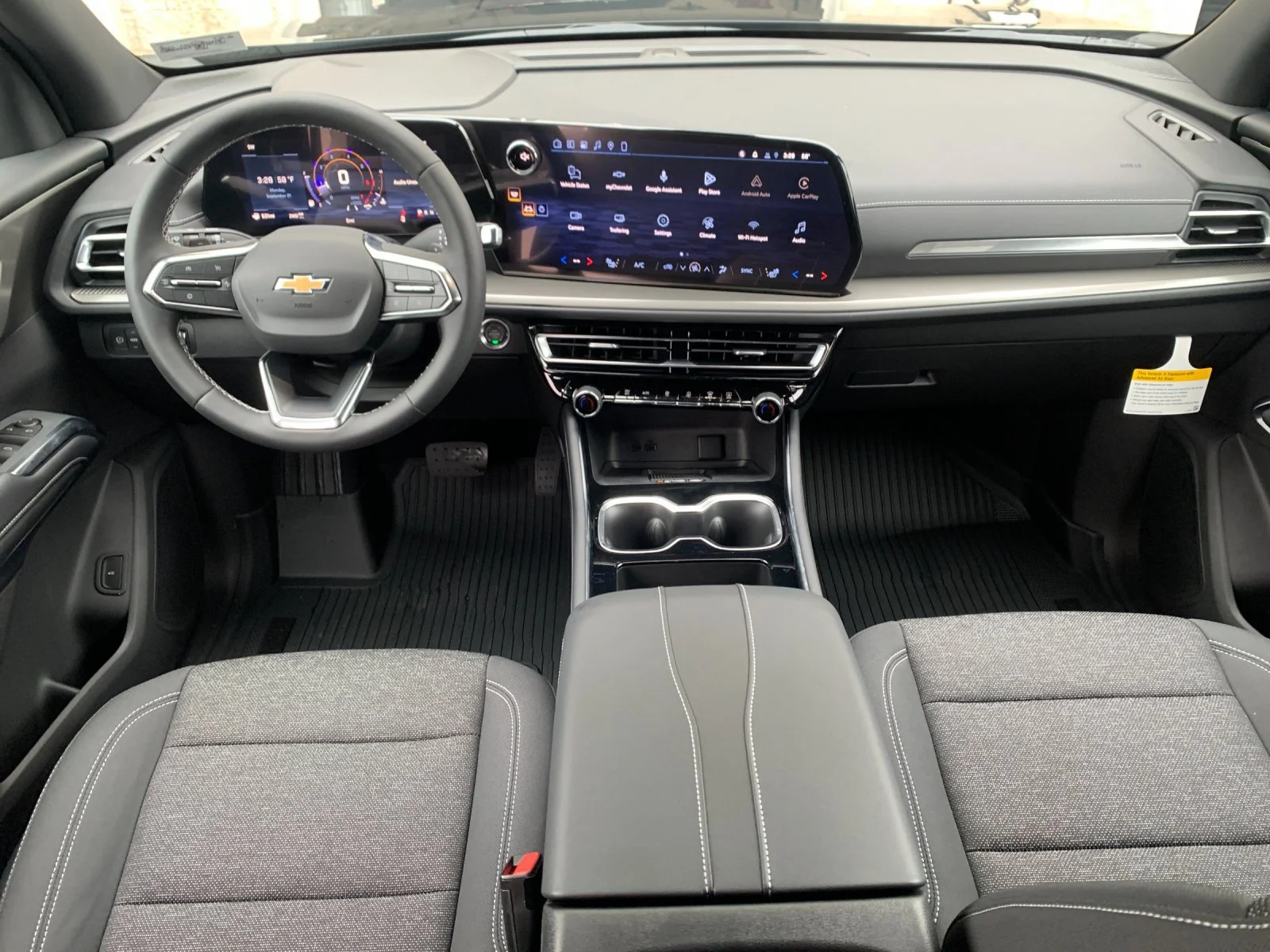 2027 Chevrolet Traverse LT - Photo 15