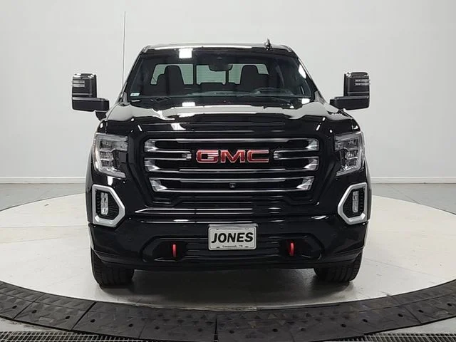 Used 2020 Black GMC AT4 image 3