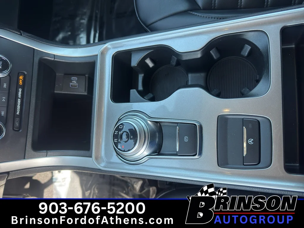 Used 2024 Oxford White Ford SEL image 28