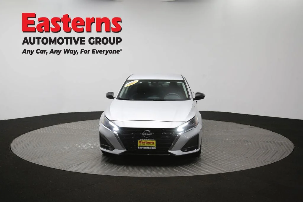 Used 2024 Silver Nissan 2.5 S image 52