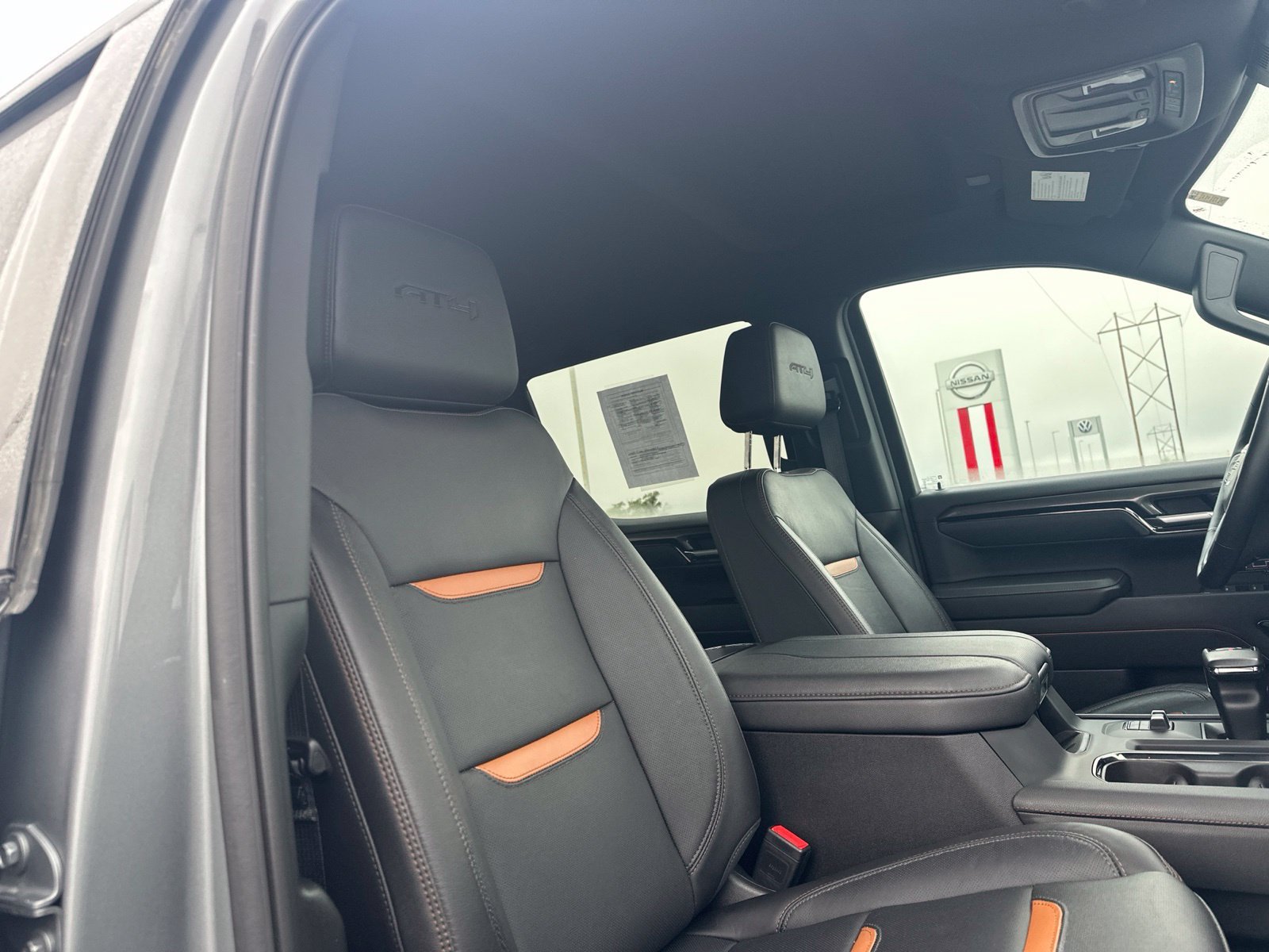 Used 2025 Gray GMC AT4 image 38
