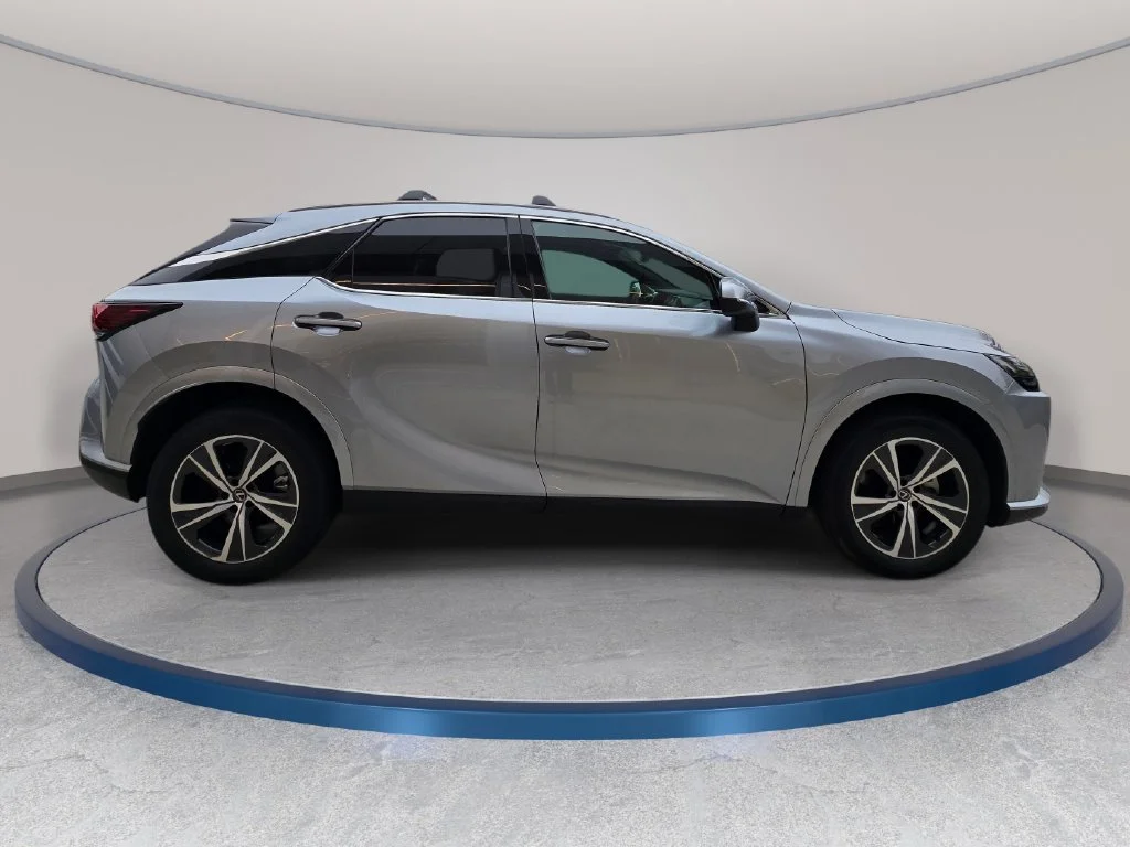 Used 2023 Silver Lexus 350 Premium image 5