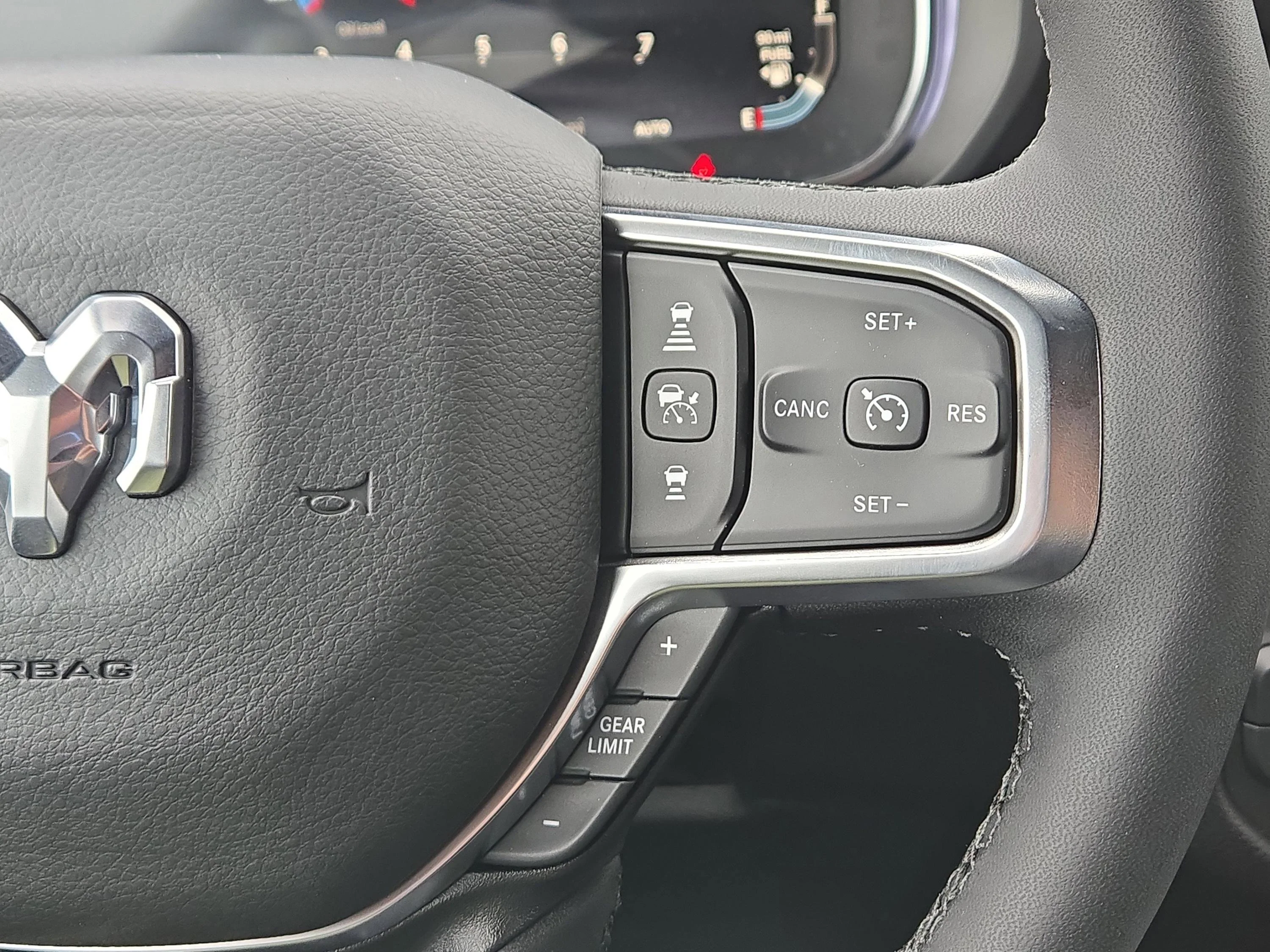 2026 RAM 1500 Laramie - Photo 25
