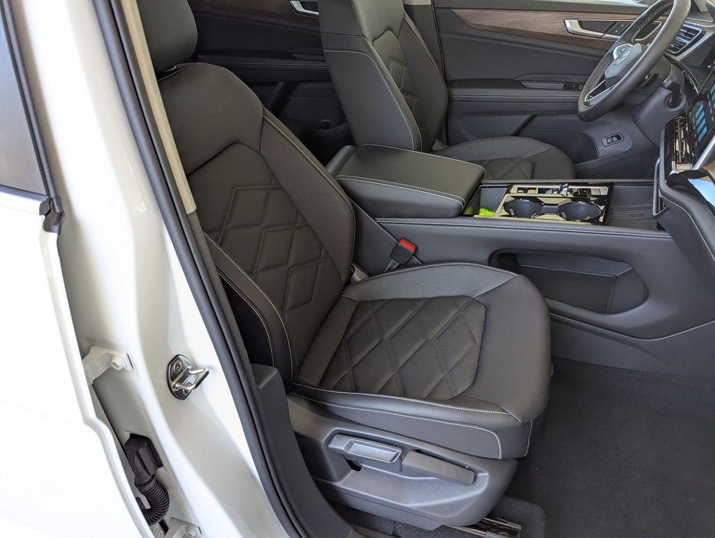 2026 Volkswagen Atlas SE w/Tech - Photo 42