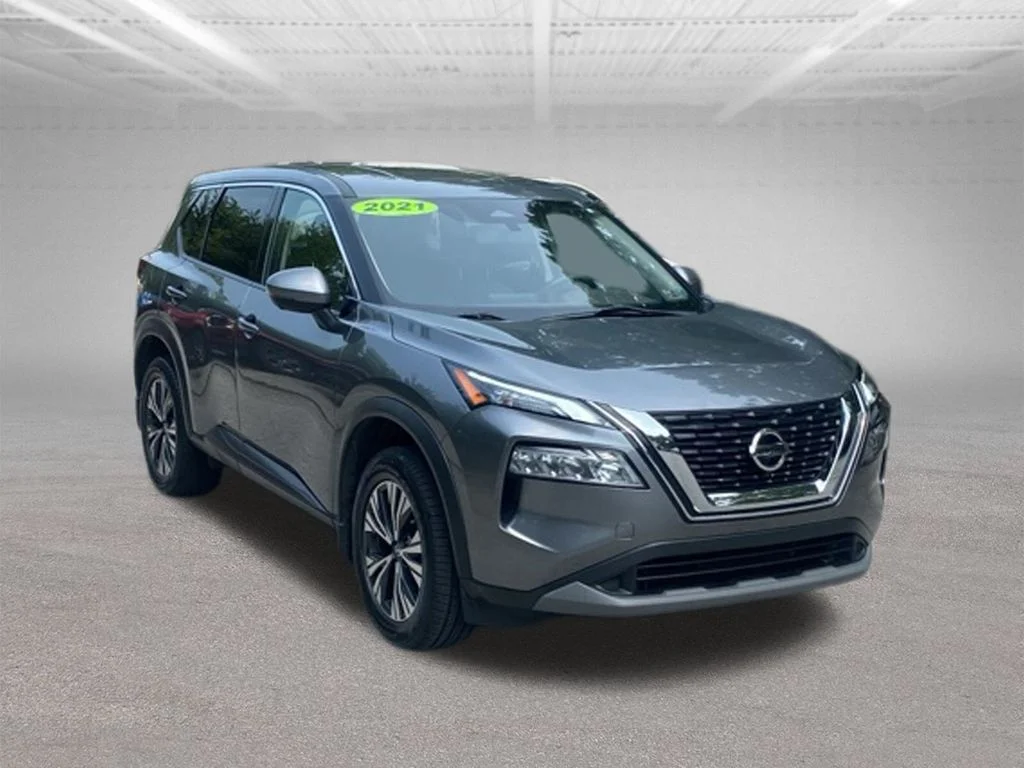 Used 2021 Gray Nissan SV image 8