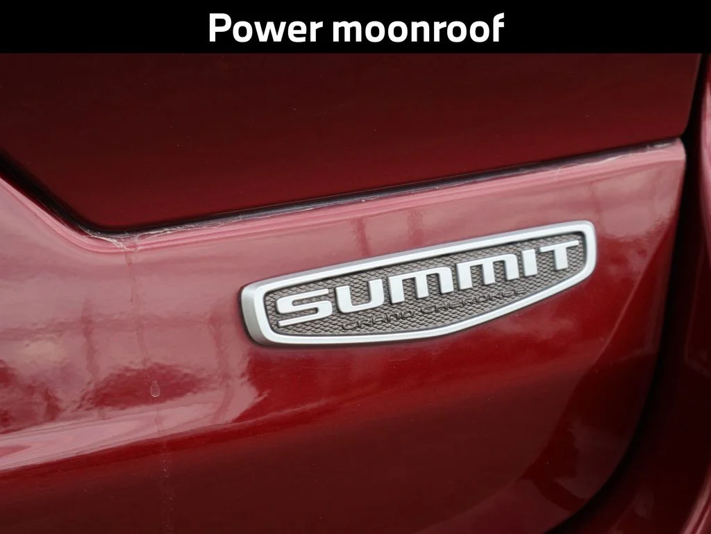 Used 2024 Red Jeep Summit Reserve image 10