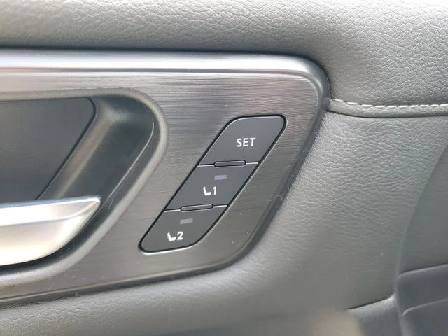 New 2026 Aspen White TriCoat Nissan Platinum image 16