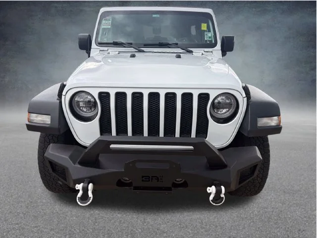 Used 2020 White Jeep Unlimited Sport Altitude image 2