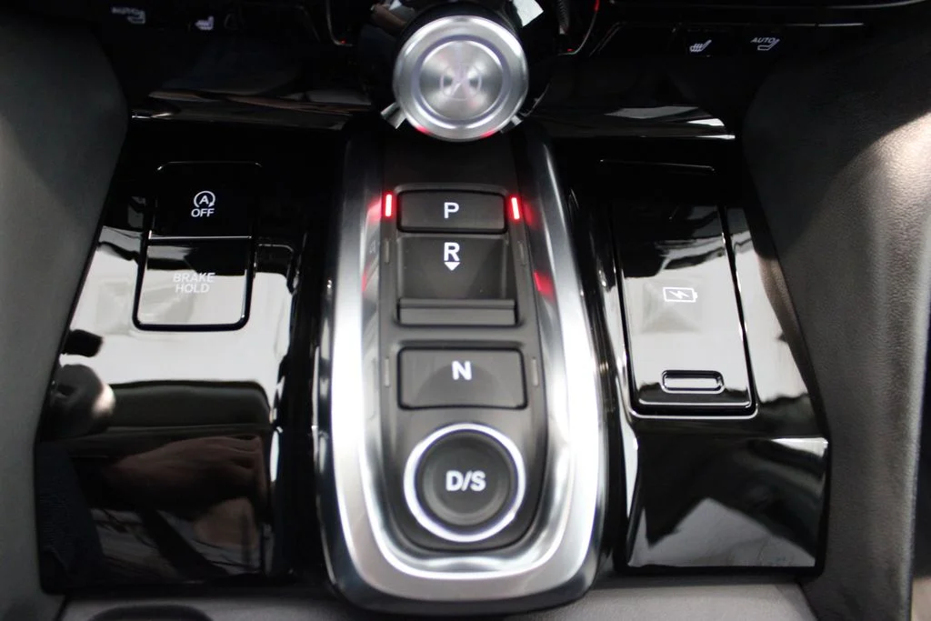 New 2026 Platinum White Pearl Acura Technology Package image 15