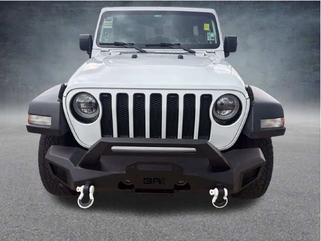 Used 2020 White Jeep Unlimited Sport Altitude image 2