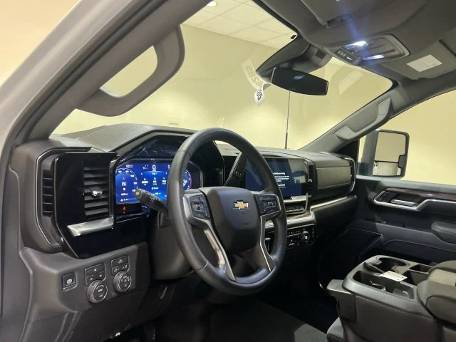 2026 Chevrolet Silverado 2500HD LT - Photo 9