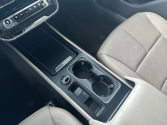 Used 2024 Blue Lincoln Grand Touring image 22