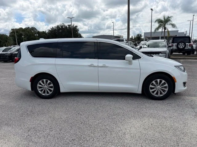 Used 2018 White Chrysler Touring Plus image 6