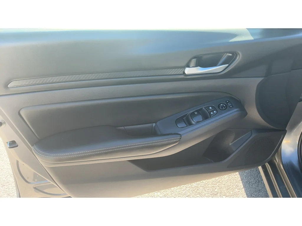 Used 2025 Gun Metallic Nissan SV image 10