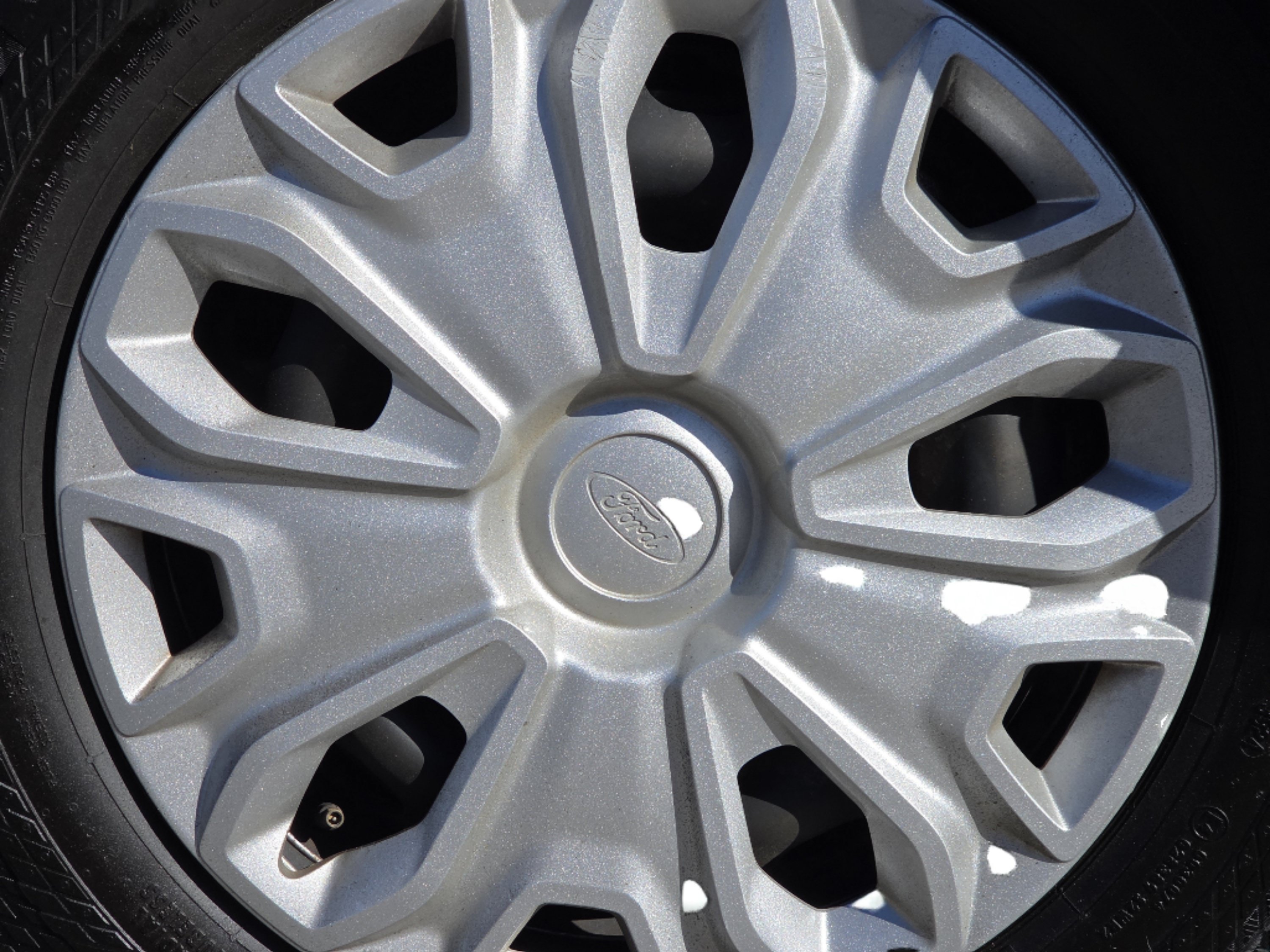 Used 2023 Oxford White Ford Base image 13