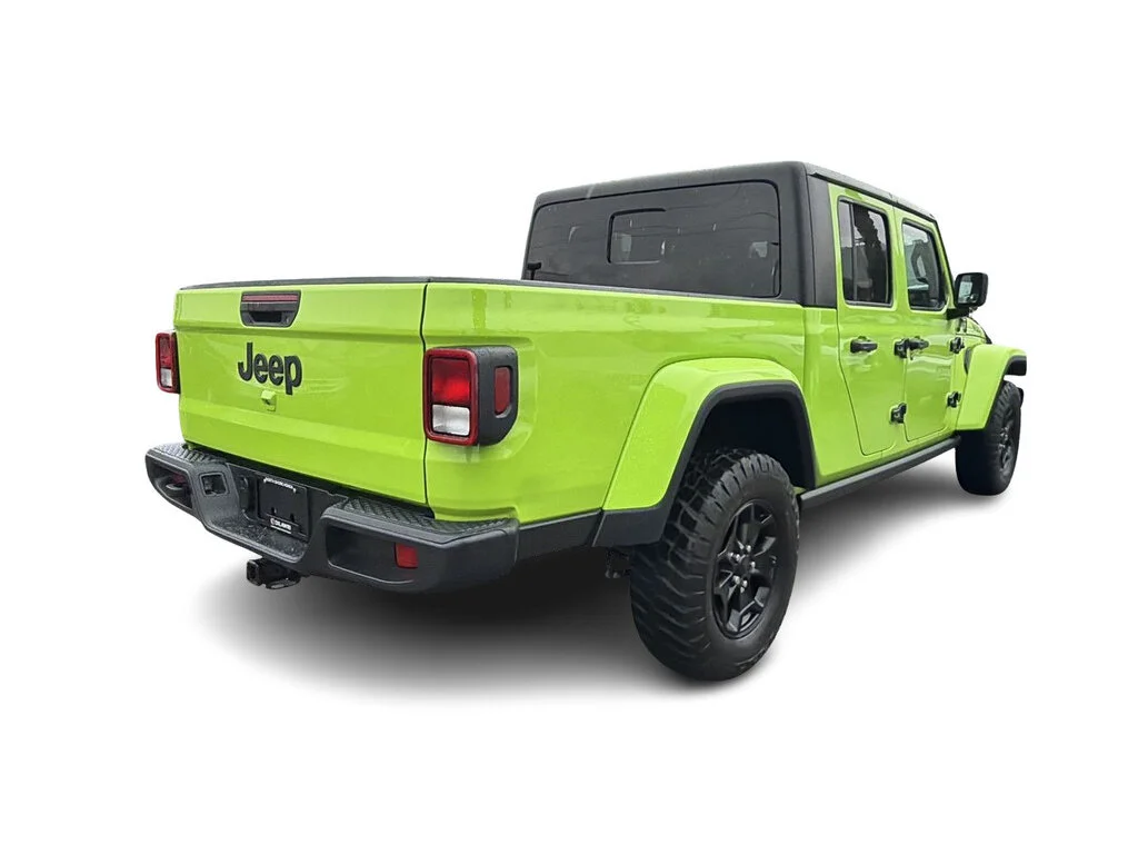 Used 2021  Jeep Sport Technology Group   Cold Weather Group image 14