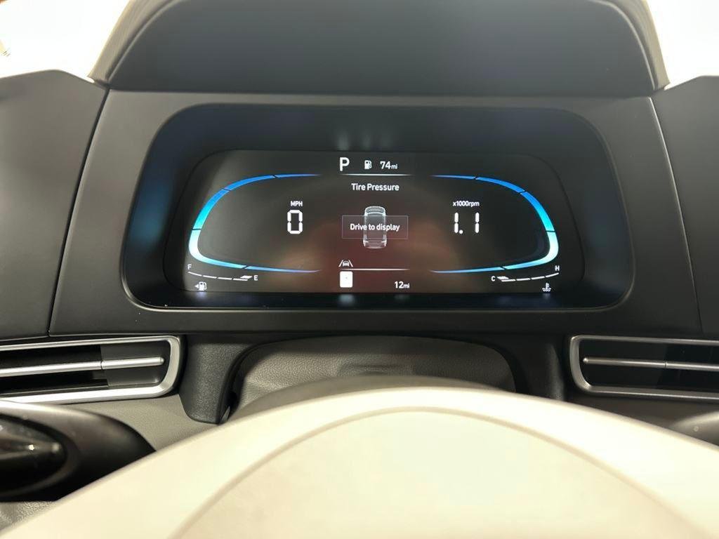 2025 Hyundai Elantra SEL - Photo 24
