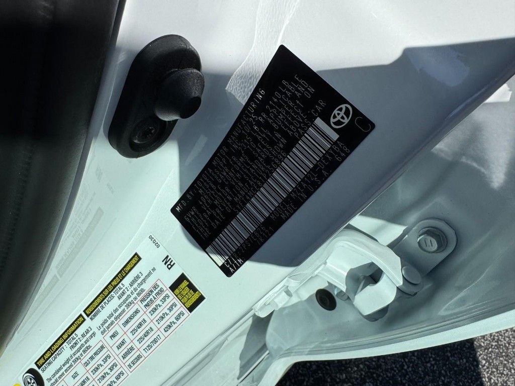 2026 Toyota Corolla XSE - Photo 22