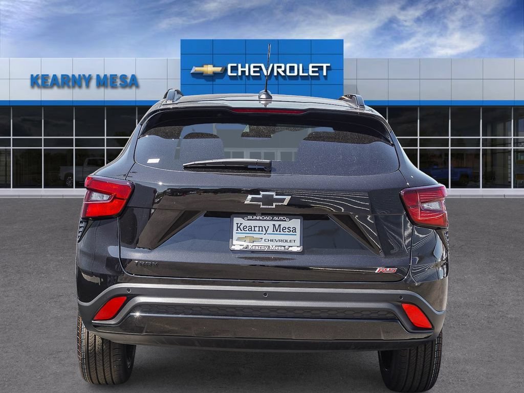 New 2026 Mosaic Black Metallic Chevrolet 2RS image 5