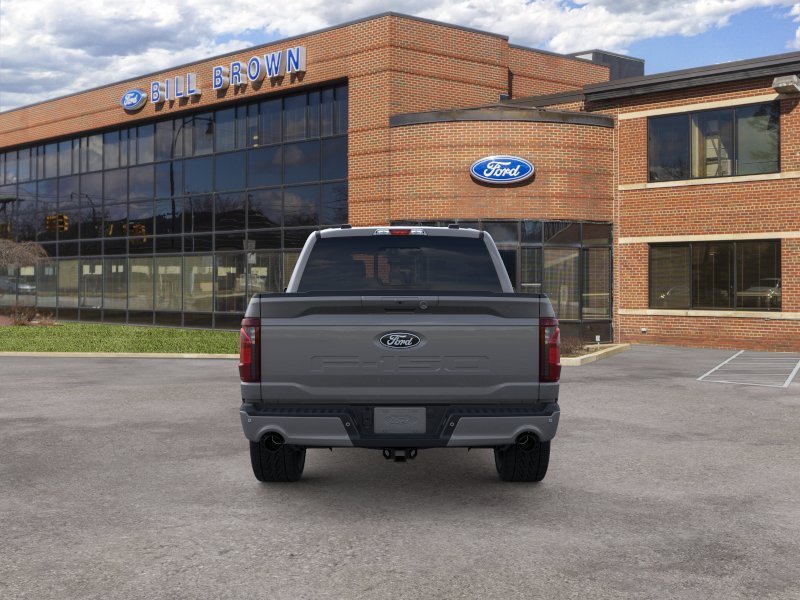 New 2026 Carbonized Gray Metallic Ford XLT image 5