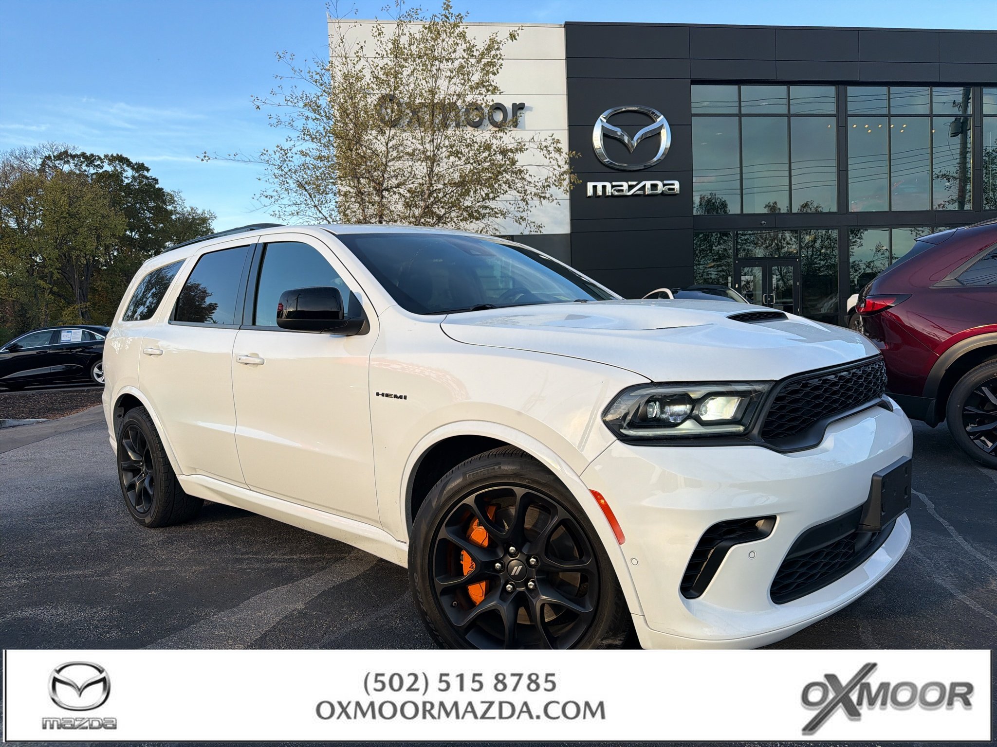 Used 2023 Whi Dodge Hemi Orange image 1