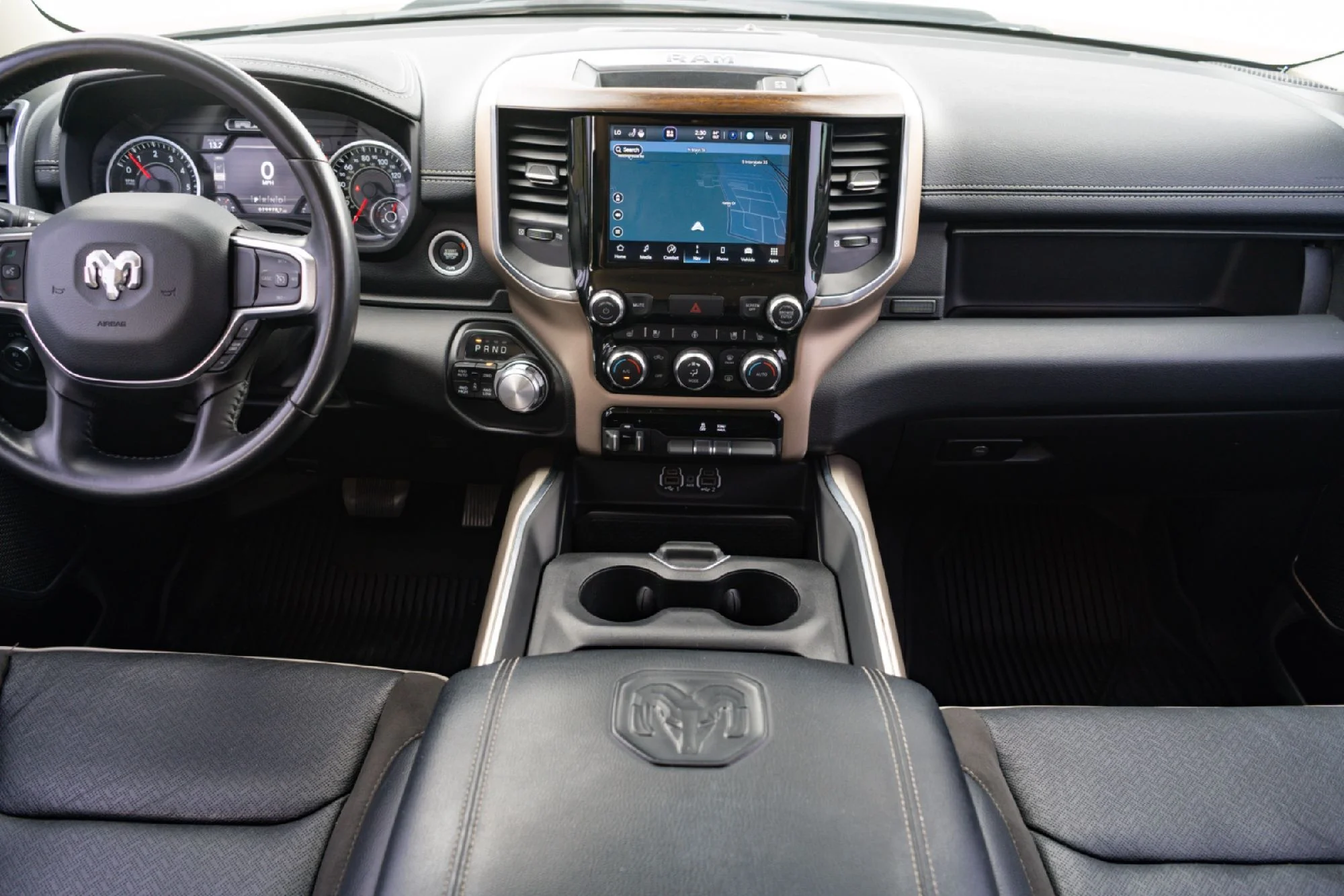 Used 2022 Silver Ram Laramie image 21