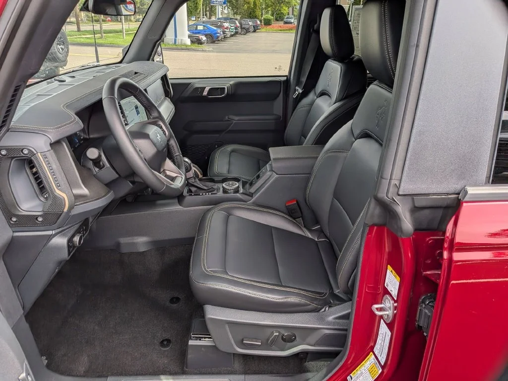 2025 Ford Bronco 4-Door Badlands - Photo 9