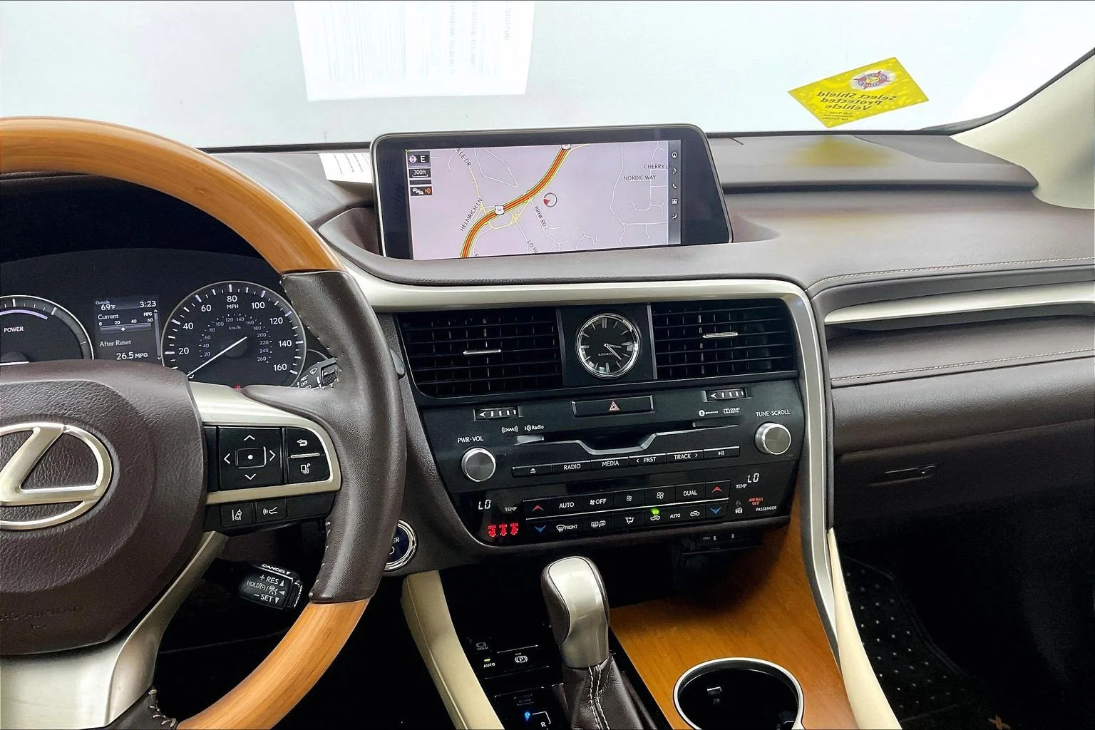 Used 2018 Eminent White Pearl Lexus 450h image 5