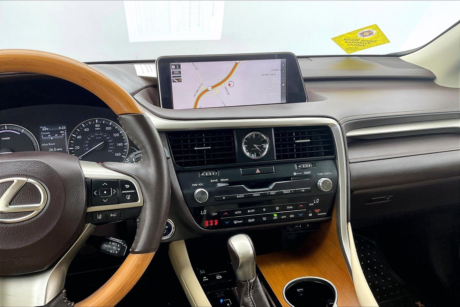 Used 2018 Eminent White Pearl Lexus 450h image 5