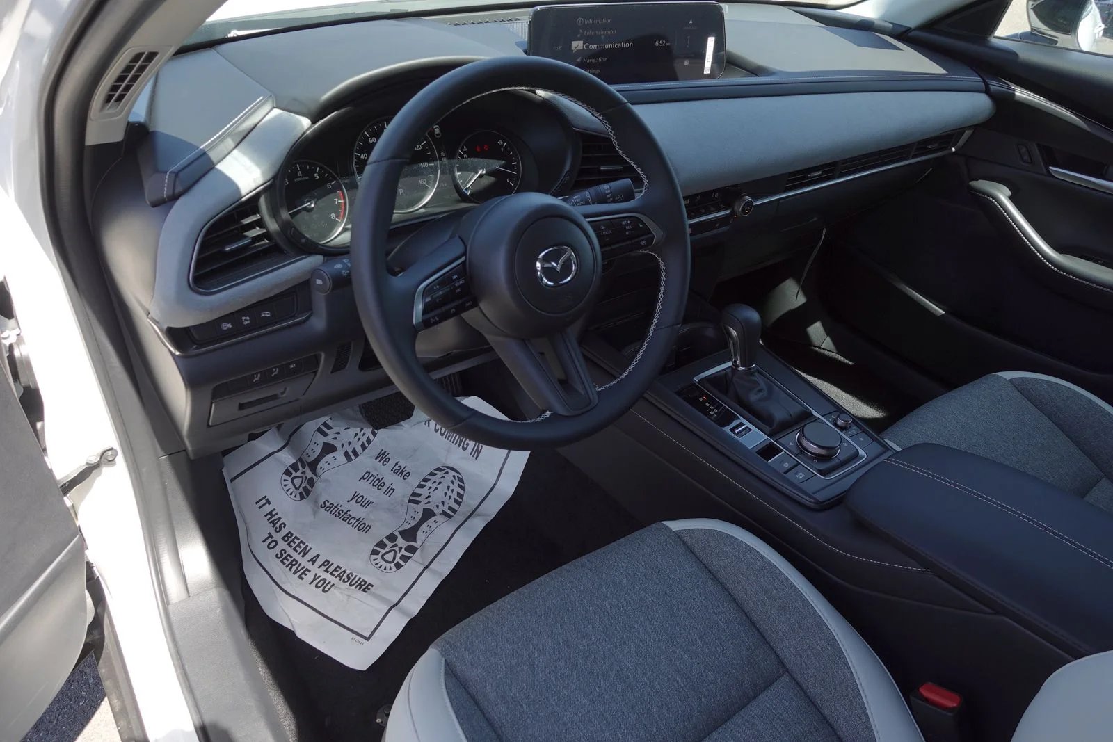 2026 Mazda CX-30 Aire Edition - Photo 10