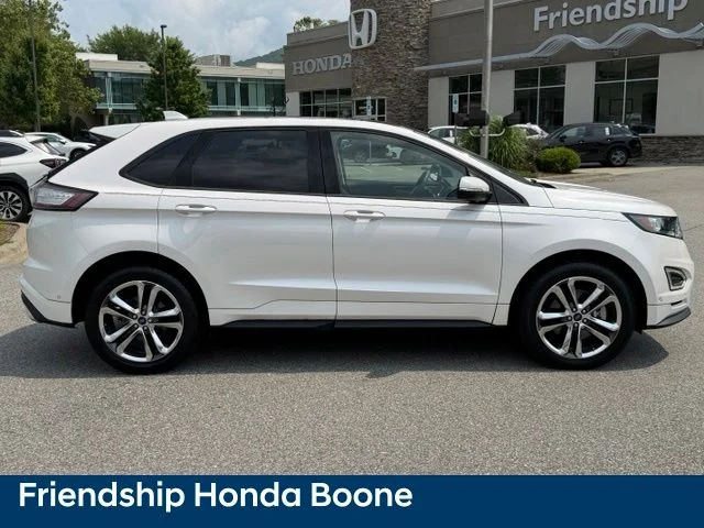 Used 2017 White Ford Sport image 4