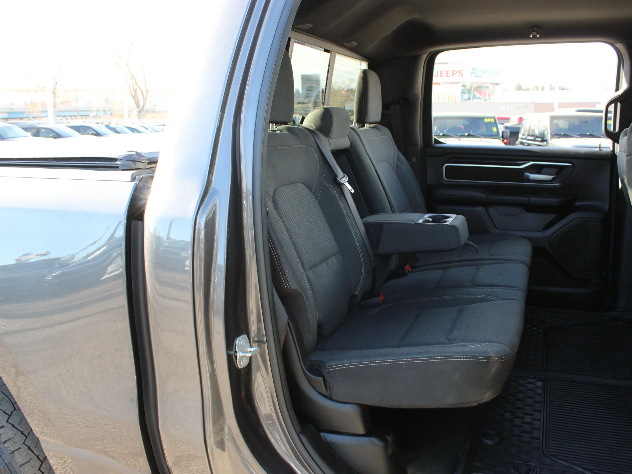 Certified Used 2023 Grey RAM Big Horn * No Accidents | Heated Seats | HEMI V8 | Apple CarPlay | Tonneau Cover image 19