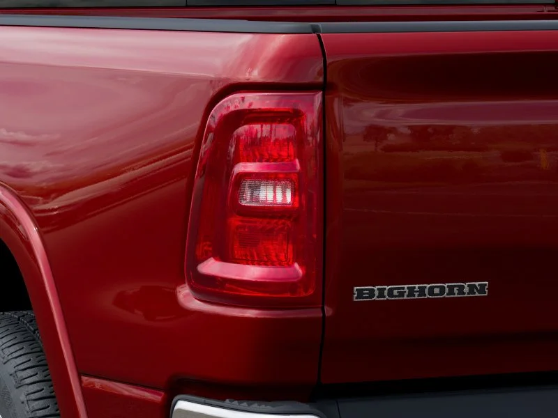 New 2026 Molten Red Pearl-Coat Exterior Paint RAM Big Horn/Lone Star image 9