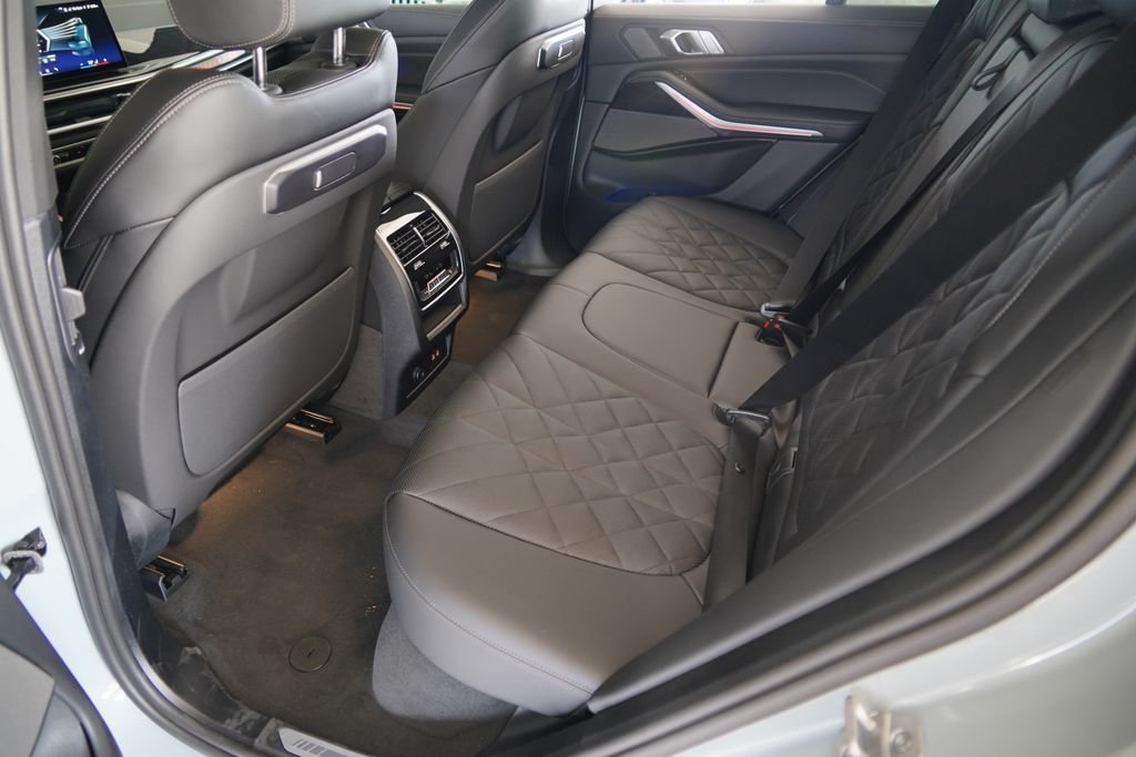 New 2026 Brooklyn Grey Metallic BMW xDrive50e image 20