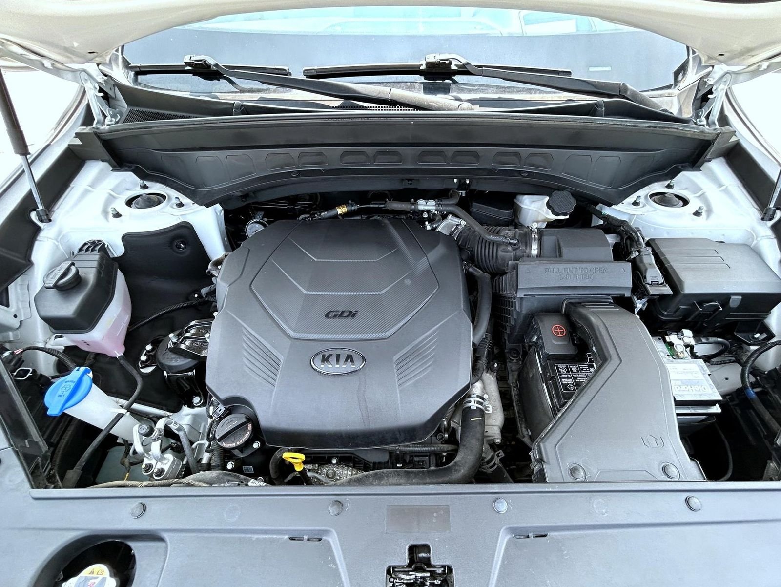 Used 2021 White Kia SX image 24