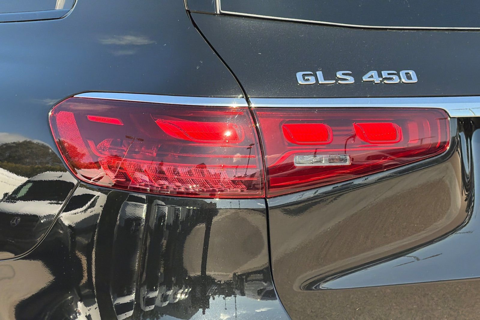 New 2026 Obsidian Black Metallic Mercedes-Benz GLS 450 image 17