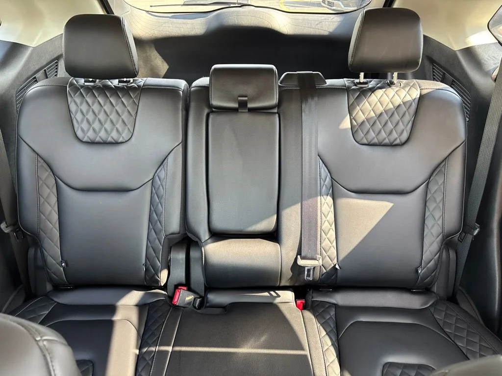 Used 2023 White Ford Titanium image 23