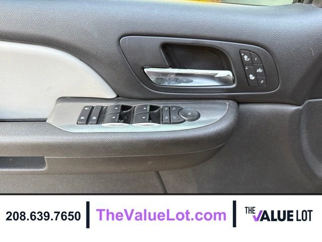 Used 2007 Silver Chevrolet LT image 24