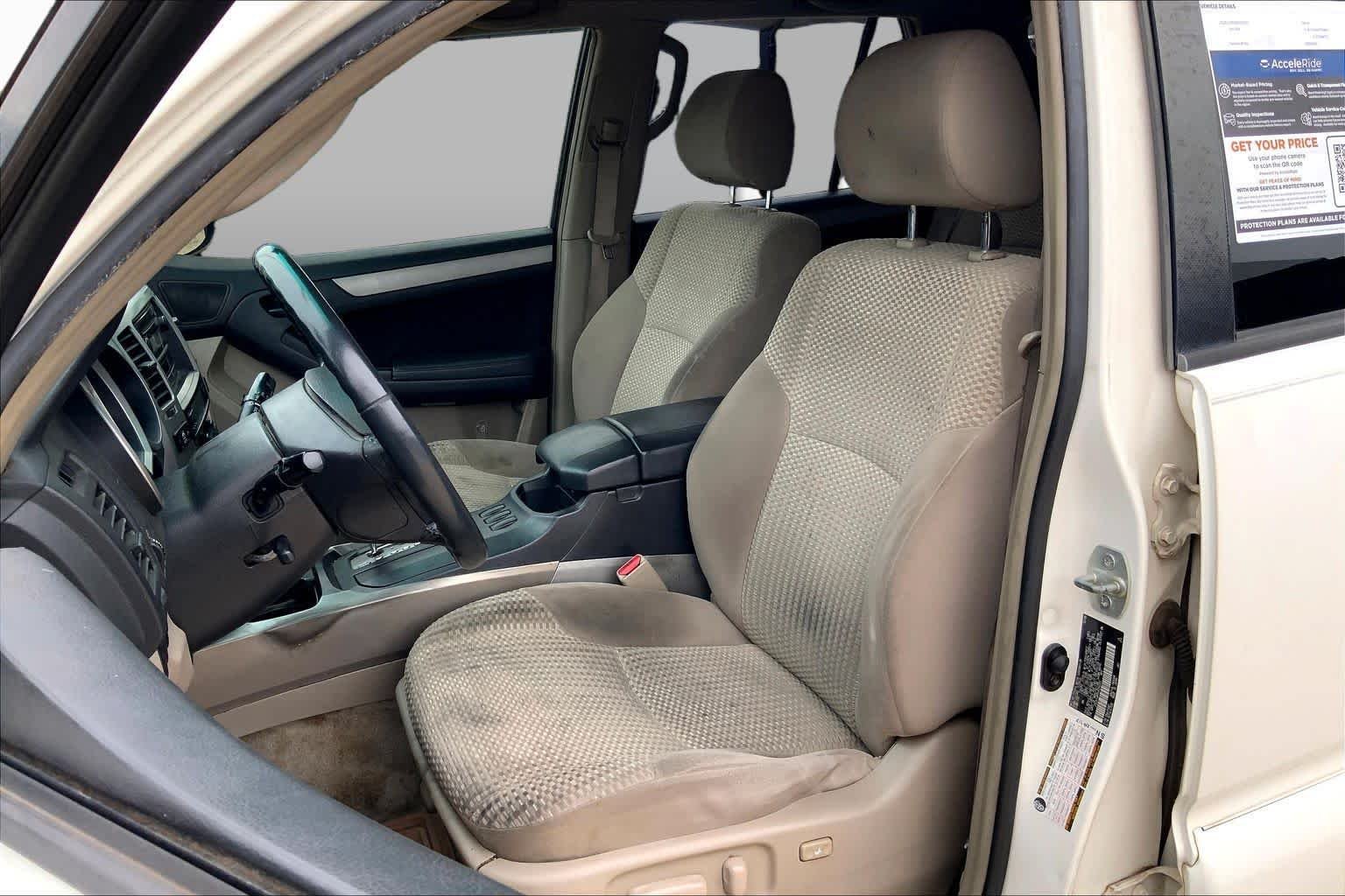 Used 2006 Natural White Toyota SR5 image 7